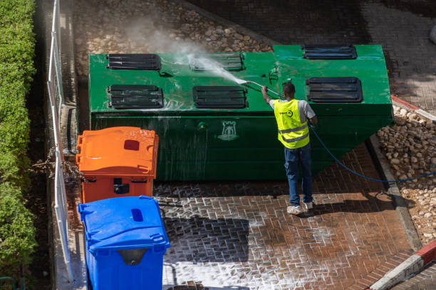 Best Commercial Pressure Washing  in Lincolndale, NY
